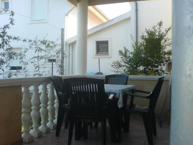 Apartmani Vesna Vir Extérieur photo