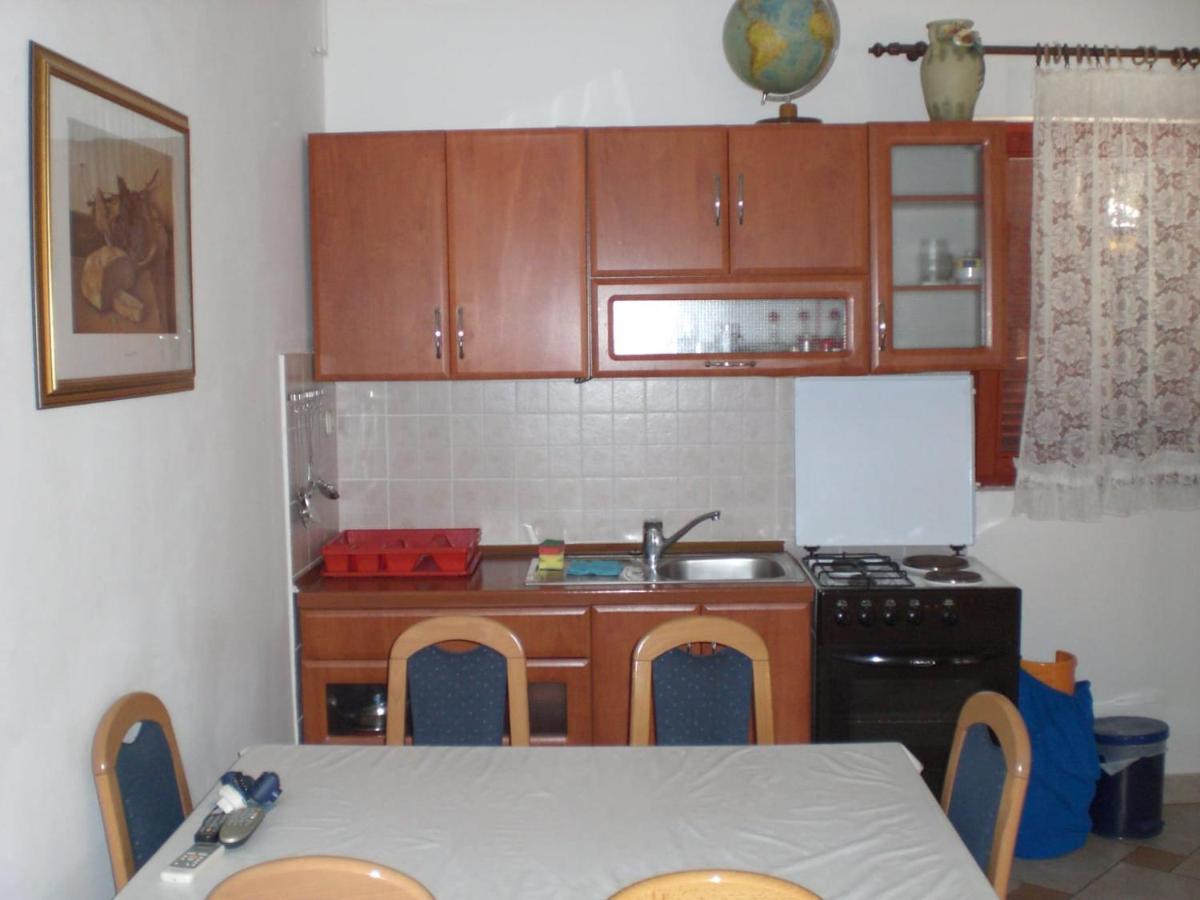 Apartmani Vesna Vir Extérieur photo