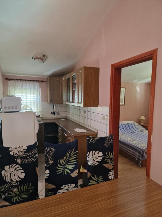 Apartmani Vesna Vir Extérieur photo